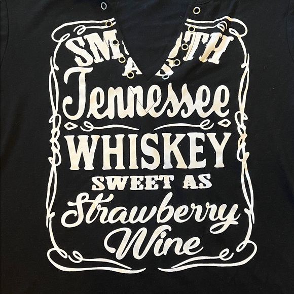 Black Graphic Women's Top - Picture 4 of 4